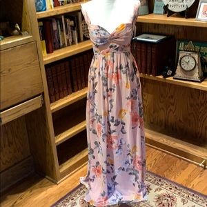 🌺 Floral dress, never worn